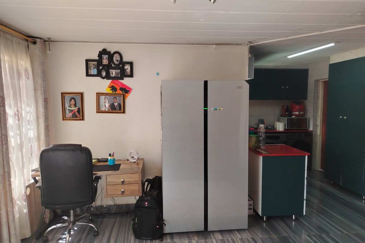 Charming Townhouse Next to Golf Course Awaits You! - Photo 5