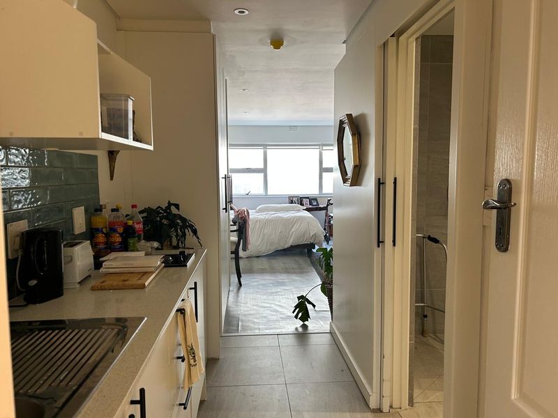 Studio Apartment Available for Rental – R19 000 per month - Photo 5
