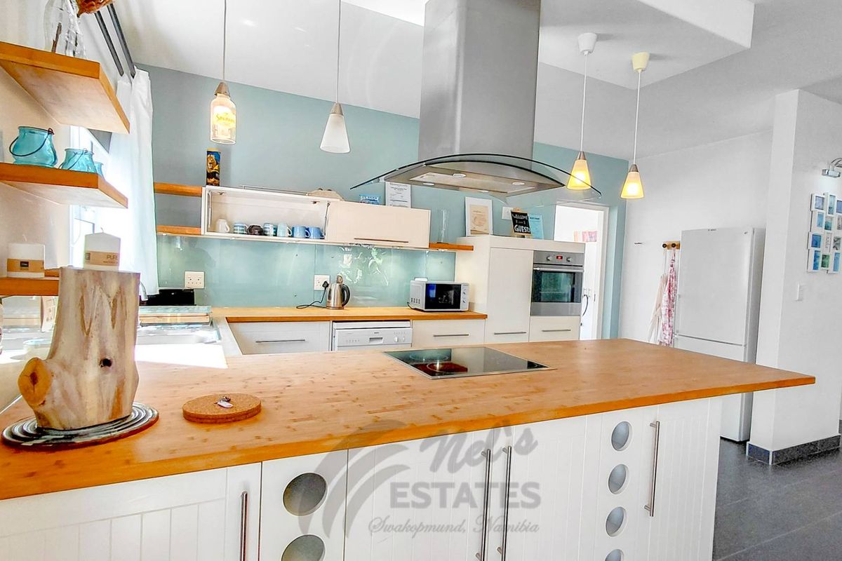Delightful Townhouse For Sale in Vogelstrand, Swakopmund - Photo 5