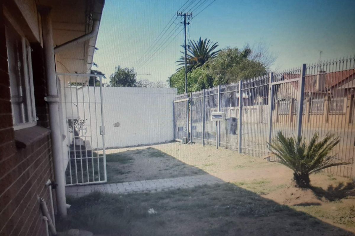 3 Bedroom House at The Hill - Photo 2