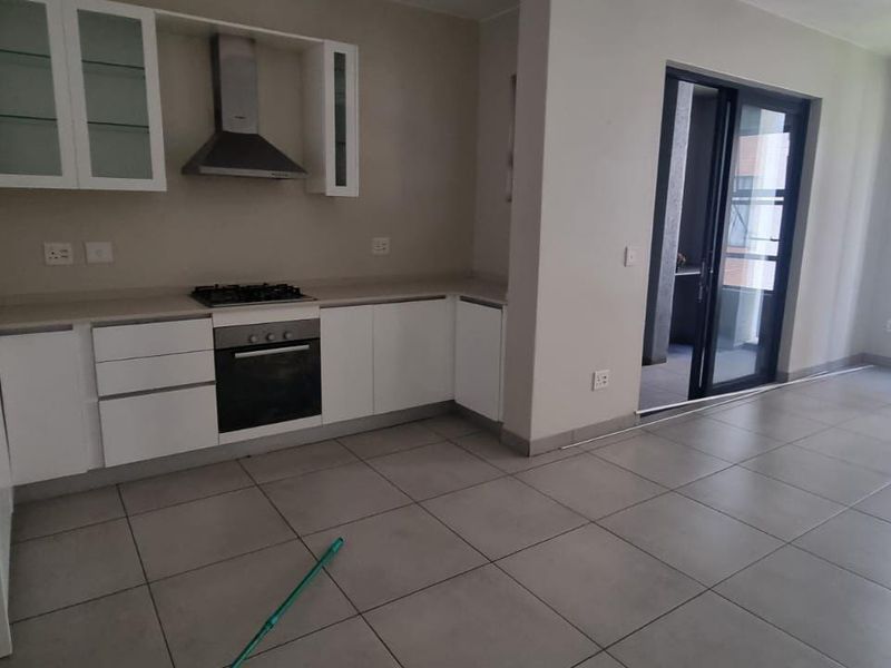 One Bedroom Apartment For Rent - Photo 2