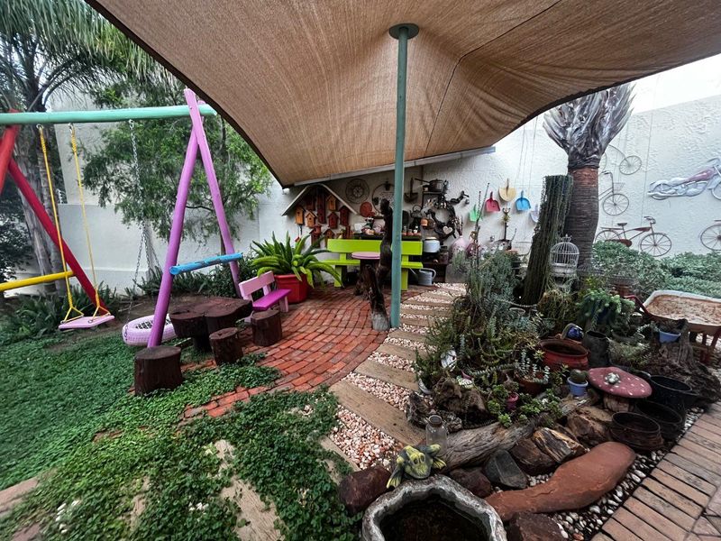 Olympia fairytale house for sale - Photo 5