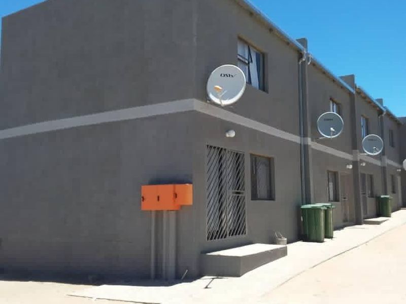 Flat for sales in Soweto- Katutura - Photo 8