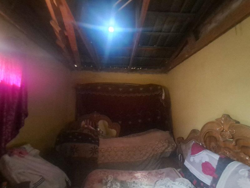 2 Bedroom House In Lindekuhle Ivory Park Ext 10 - Photo 4