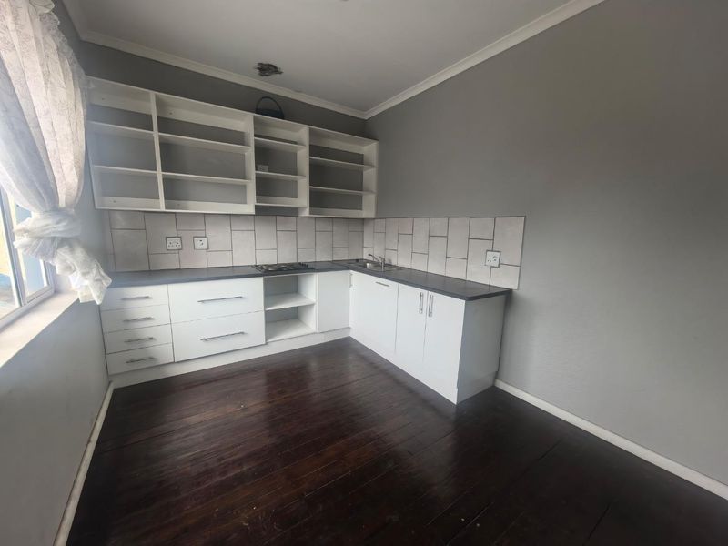 Affordable 2 Bedroom flat available for rent - Photo 9
