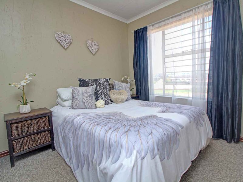 Fit for a King! - Photo 7