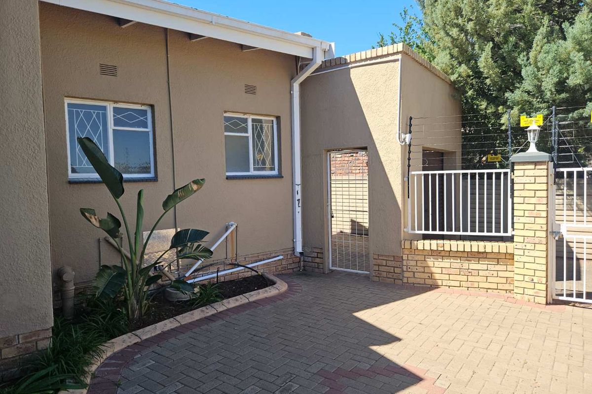 Prime Investment Property in South Ridge - Photo 4