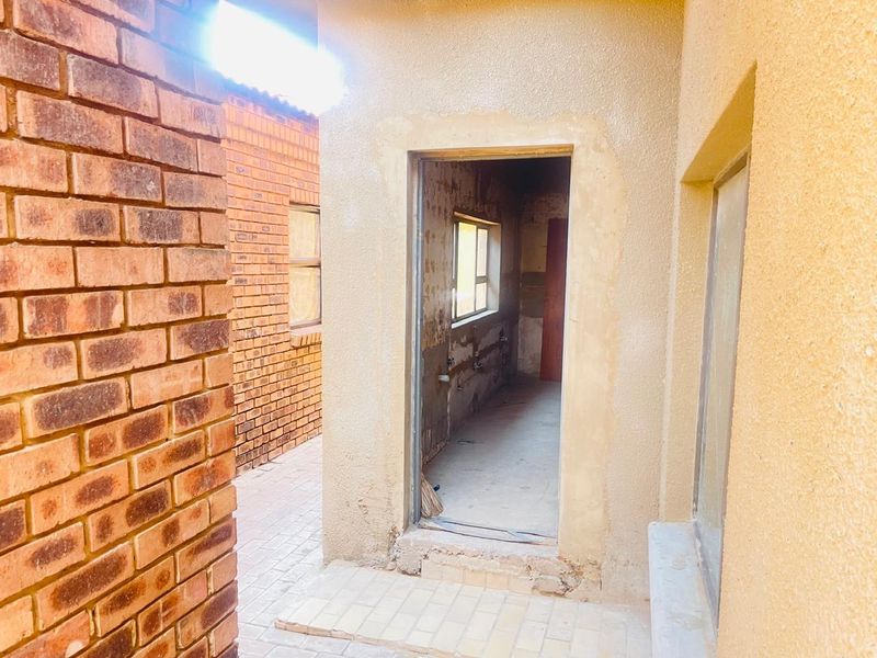 GREAT INVESTMENT OPPORTUNITY!!! - Photo 4