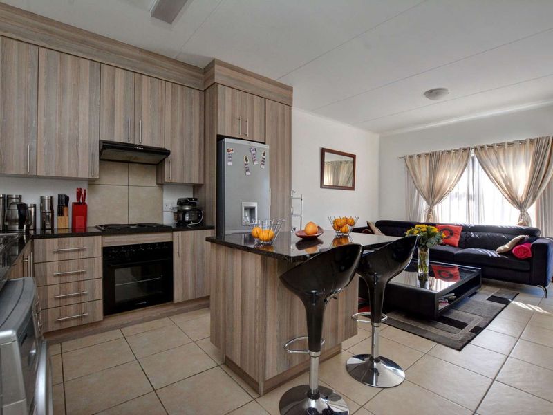 Experience Affordable Luxury Living - Photo 3