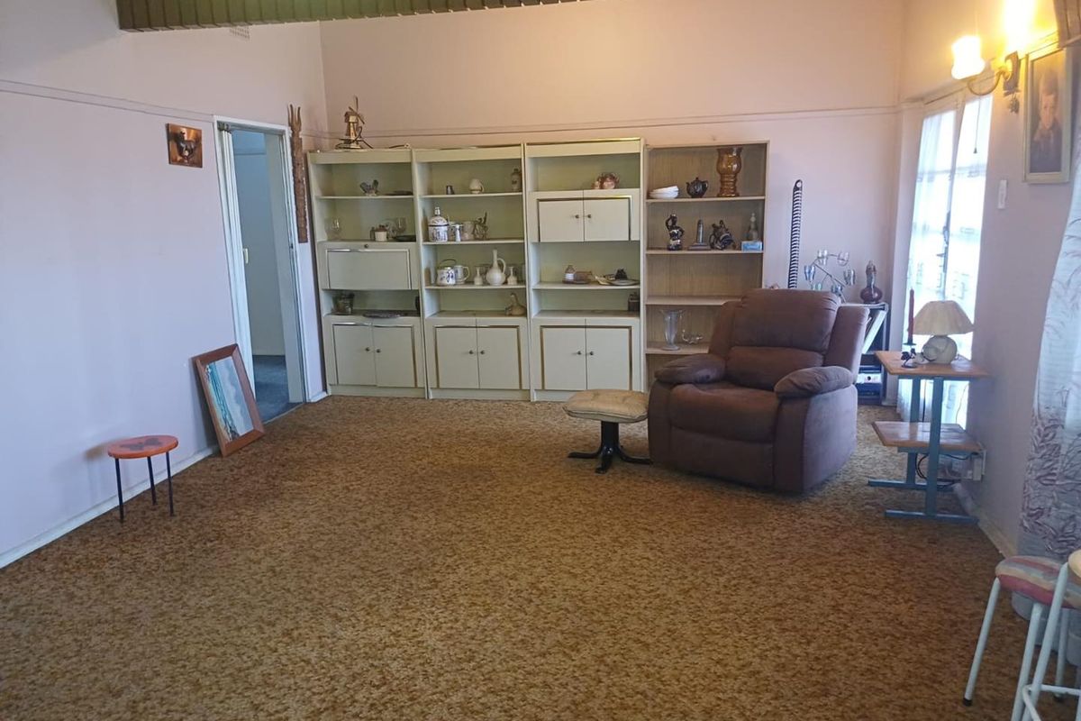 A Bargain for a family home or as an Investment property!!! Act now!!! - Photo 5