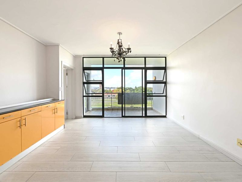 Stylish One-bedroom Apartment For Sale In Royal Ascot - Photo 8