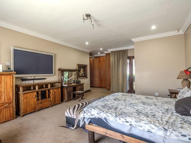 Refined Luxury Country Living with Exceptional Development Potential in Pretoria East - Photo 10