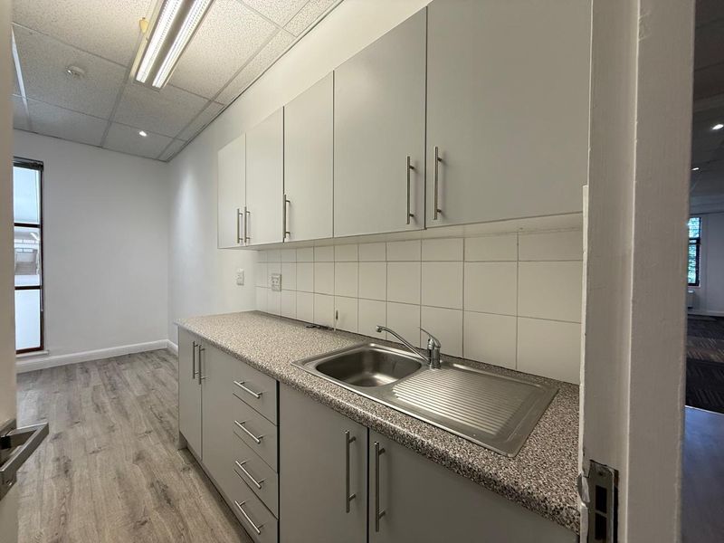 Prime Office Space Available for Immediate Lease in Sandton - Photo 8