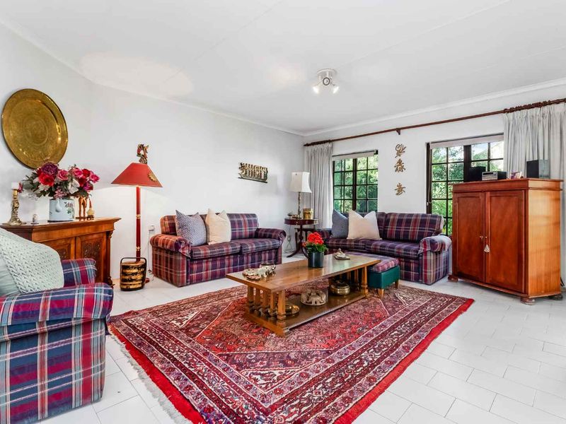 A Delightful Cluster Home In Sought After Lanzerac Situated On A Corner Stand - Photo 6