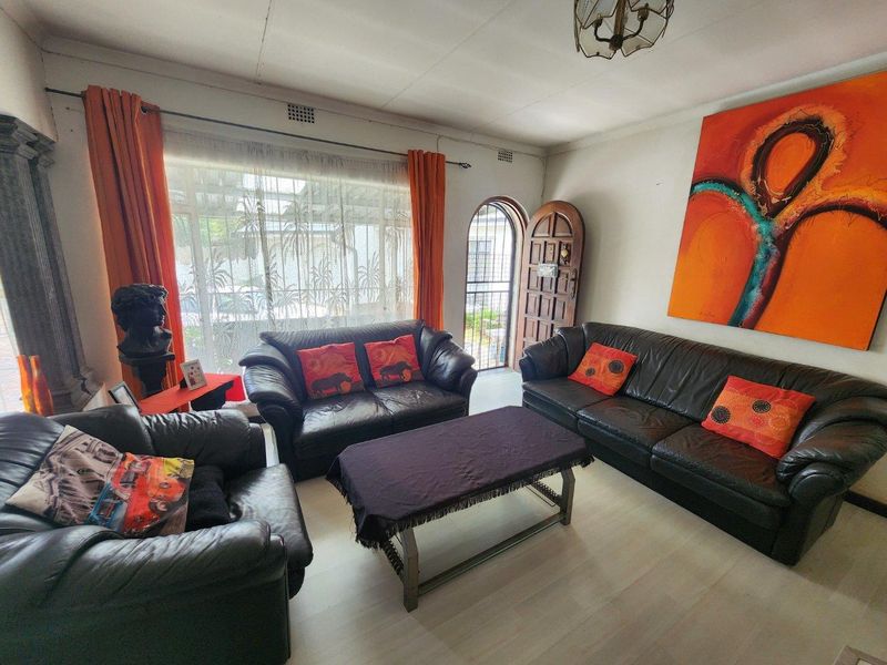 Prime Family Location in Verwoerdpark - Photo 5