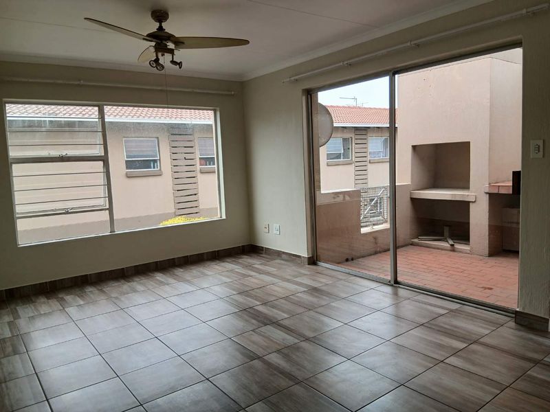 Upstairs Apartment for Sale - Photo 2