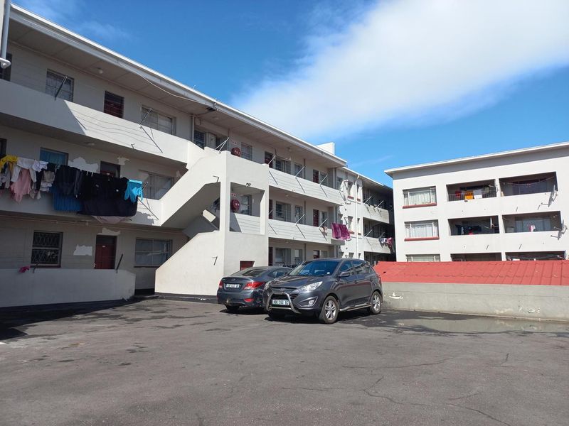 Investment opportunity! Multi-Unit Residential Property with Retail Outlets - Photo 5