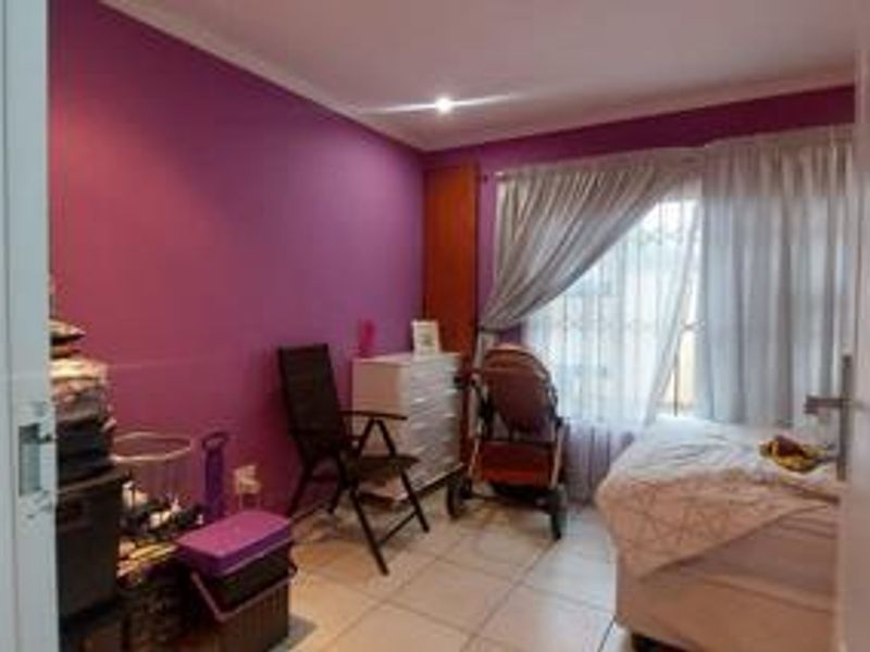 3 Bedroom House for Sale in Doornpoort - Photo 10