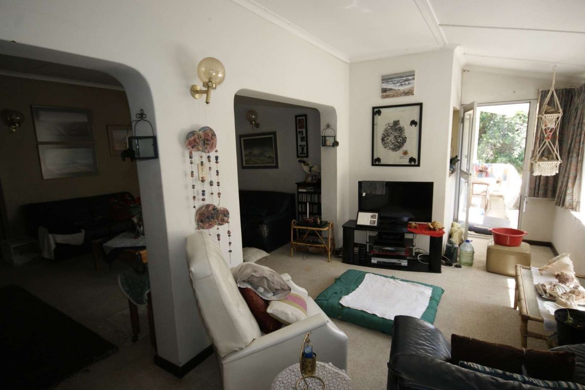 Residence - Photo 4