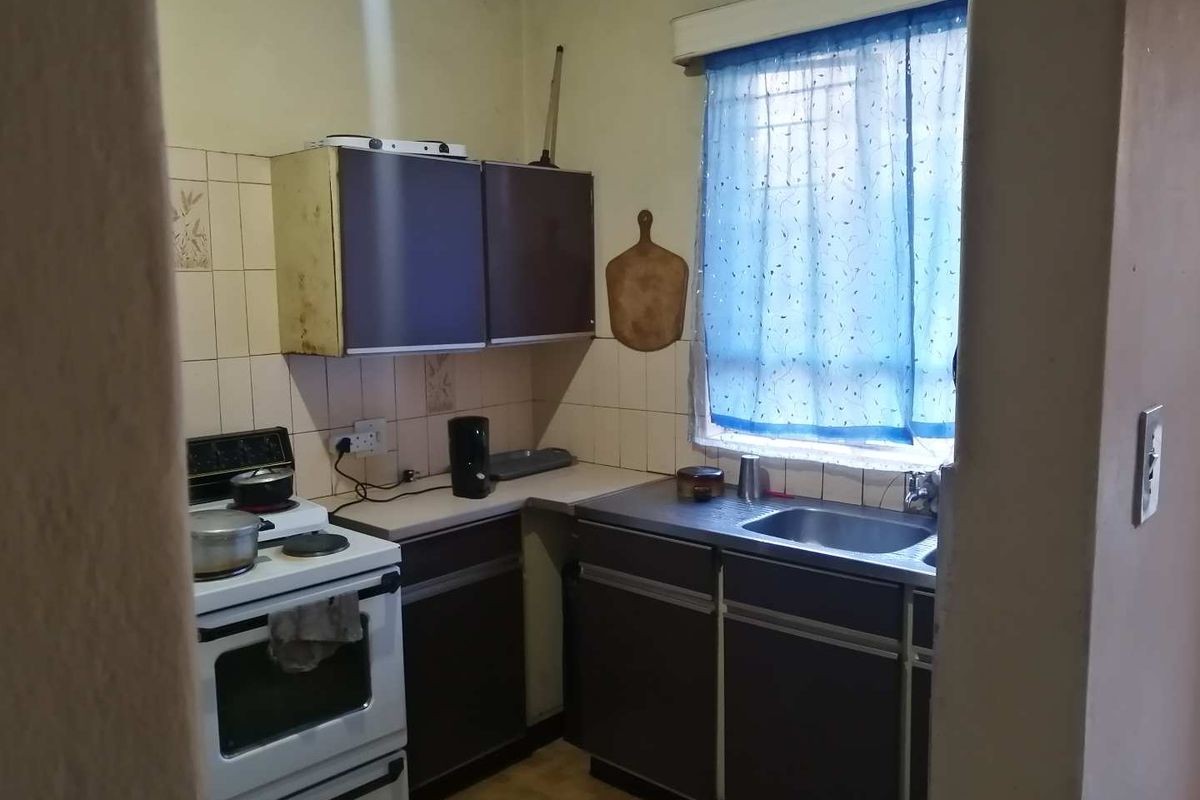 Ideal investment opportunity in Sunnyside - Photo 4