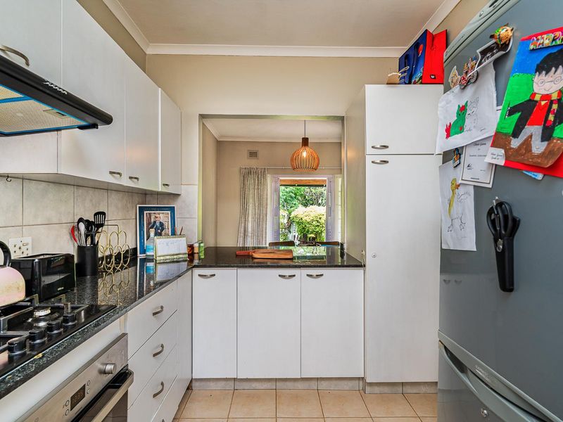 FOR SALE  |  Gillitts  |  Edgecliffe Park Estate  |  3 Bedroom Cluster Home - Photo 9