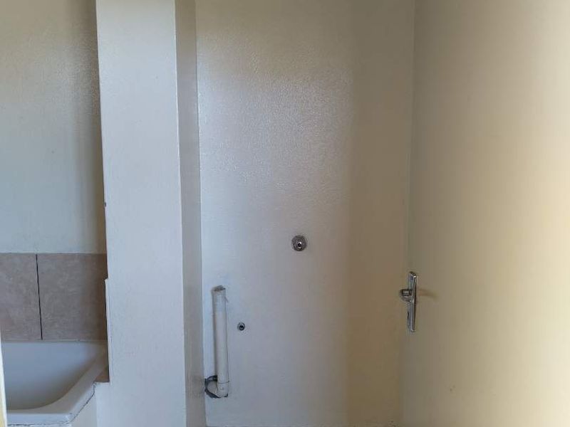 Your New Beginning: 2-Bed Apartment in Meadowlands - Photo 7