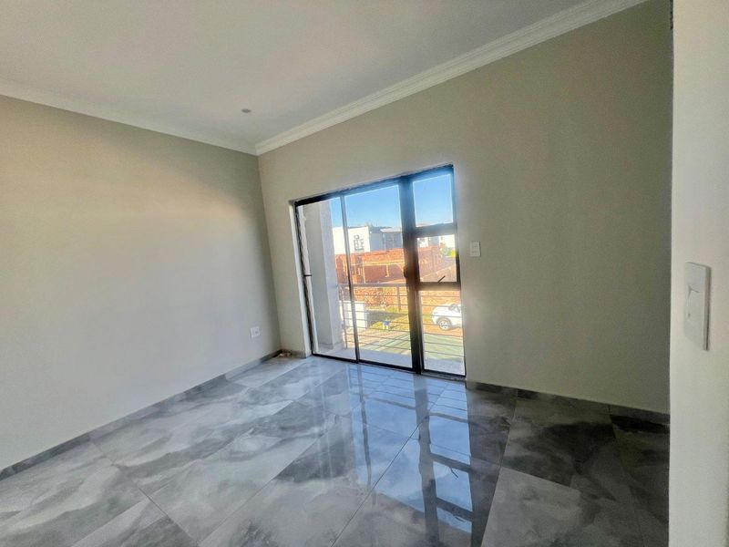 Modern Off-Plan 3-Bedroom Home with Study & 3 Balconies - Photo 10