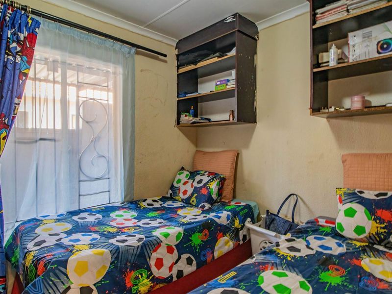 4 Bedroom Family House in Rosslyn Gardens - Photo 8