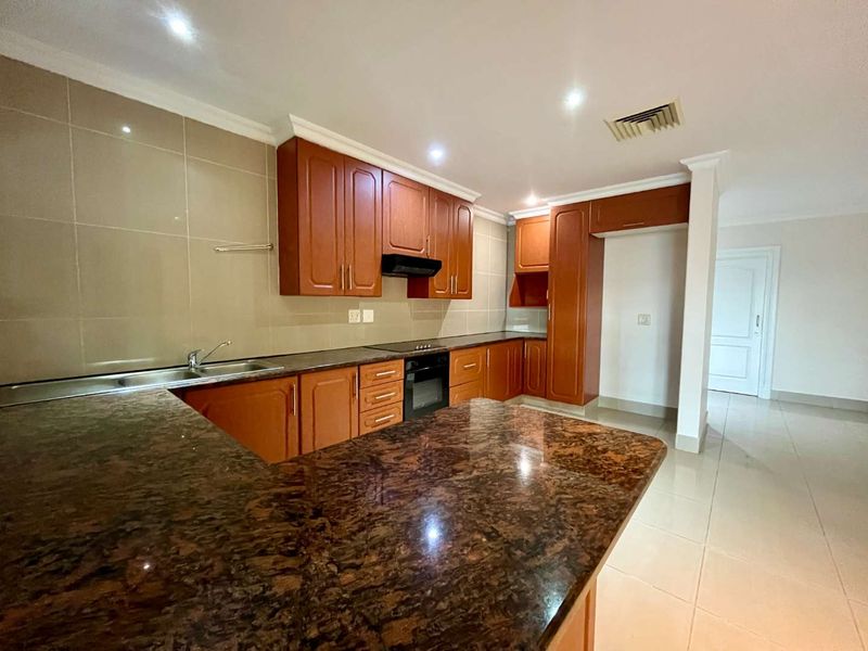 Hendra - Stunning Apartment with Spectacular Views in an Exclusive, Secure Complex! - Photo 8