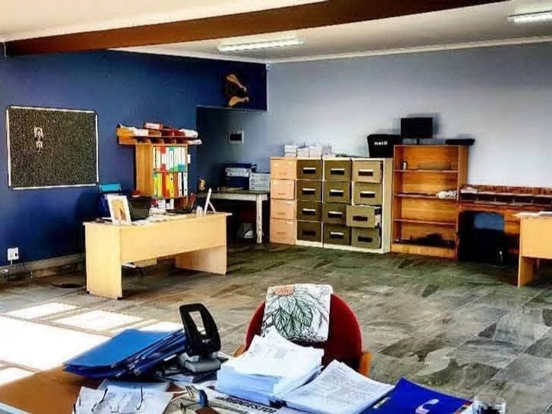 Beautiful free standing house for sale in Walvisbay-Hermes - Photo 3