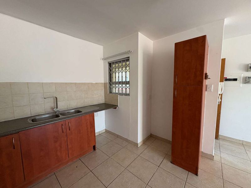 2 Bedroom Flat near Maerua Mall for sale - Photo 2