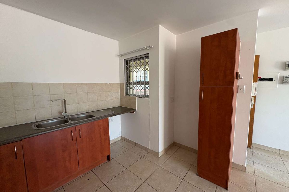 2 Bedroom Flat near Maerua Mall for sale - Photo 2
