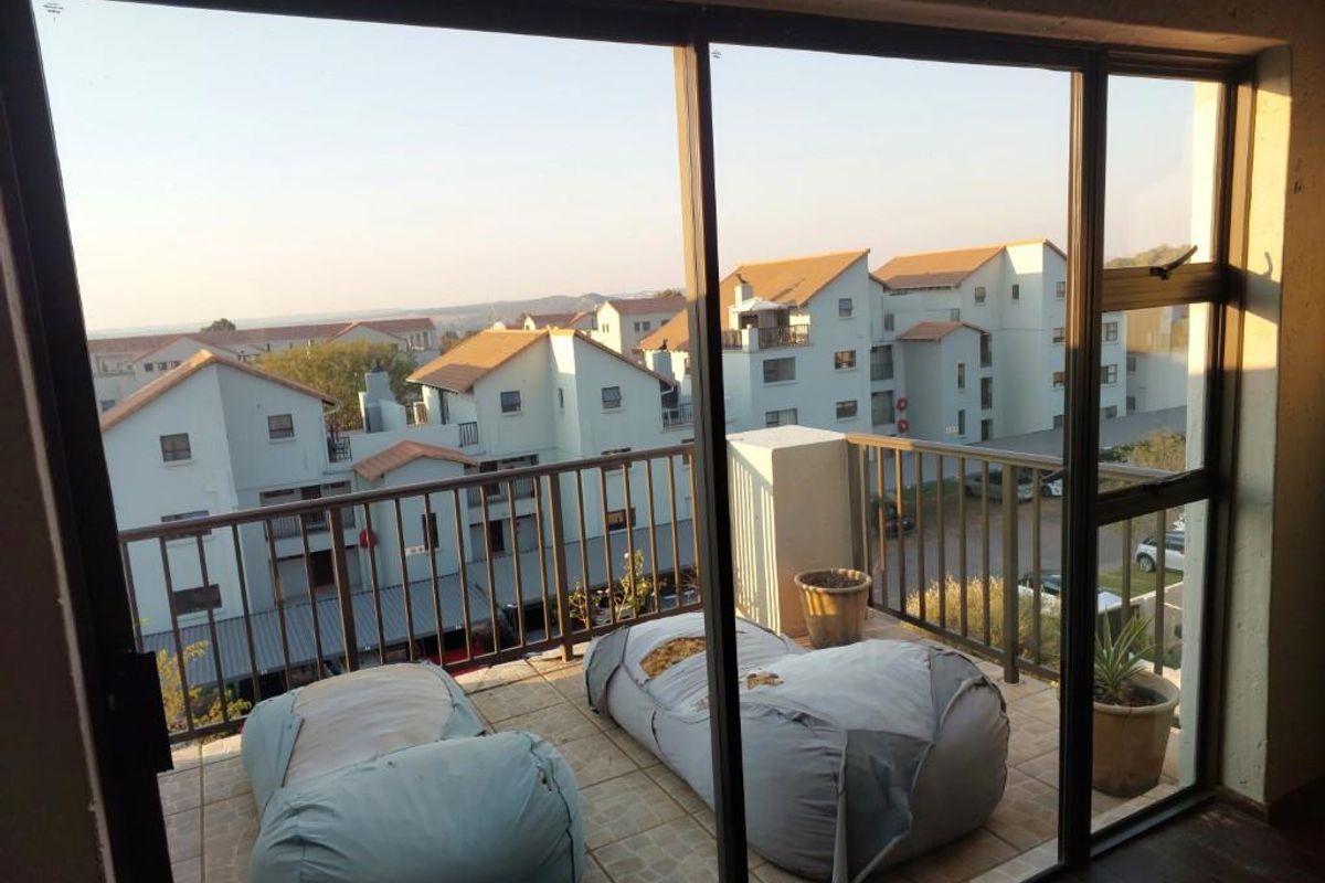 2 BEDROOM DUPLEX APARTMENT FOR SALE IN PAULSHOF - Photo 2