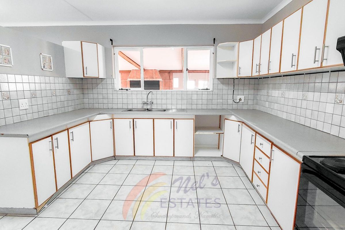 Home to Rent in Vineta, Swakopmund - Photo 4