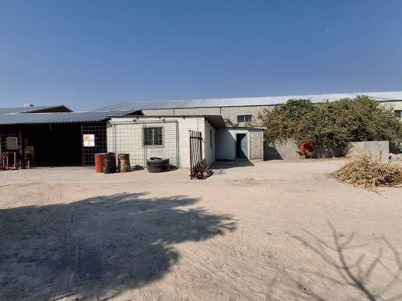 Prime Industrial Plot for Sale: Exceptional Features and Strategic Location - Photo 9