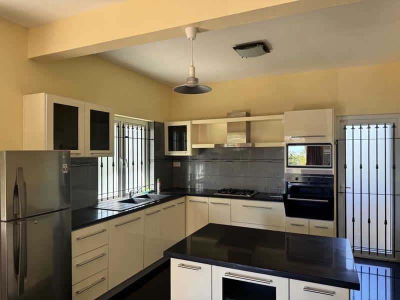 Charming 3-Bedroom Villa in La Salette – Move-In Ready & Rarely Used - Photo 7