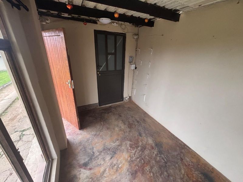 1 Bedroom Apartment to Rent in Hatton Estates - Photo 6