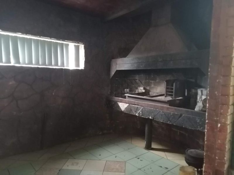 Bettys Bay-5 Bedroom Double Storey - Photo 7