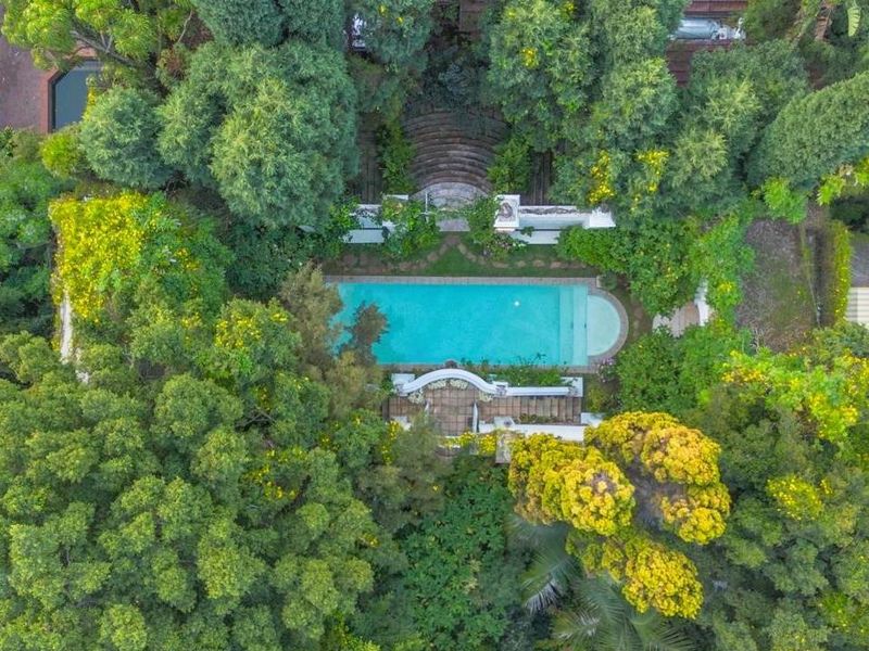 Exquisite Dual Property Estate with Boutique Hotel and Spa - A Haven of Aristocratic Elegance - Photo 4