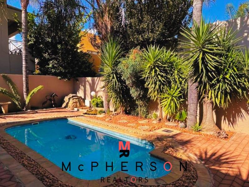 Sophisticated Family Living with Private Luxury Suites - Photo 4