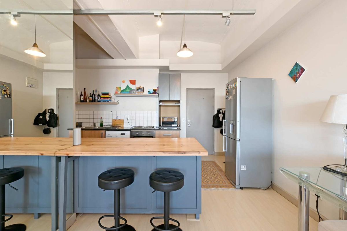 Apartment with Views and Strong Investment Appeal in Upper East Side - Photo 5