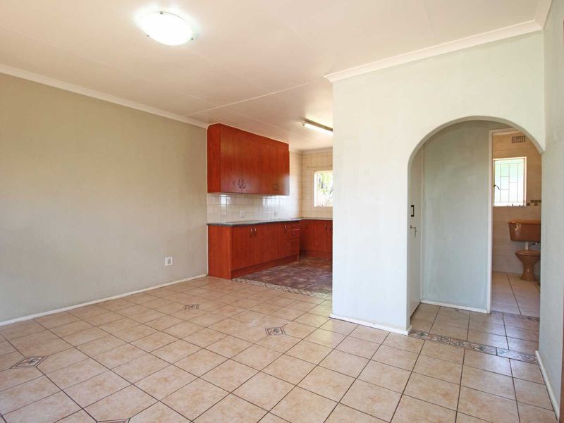 Secure, Stylish & Spacious – Your Ideal Standalone Home Awaits! - Photo 5