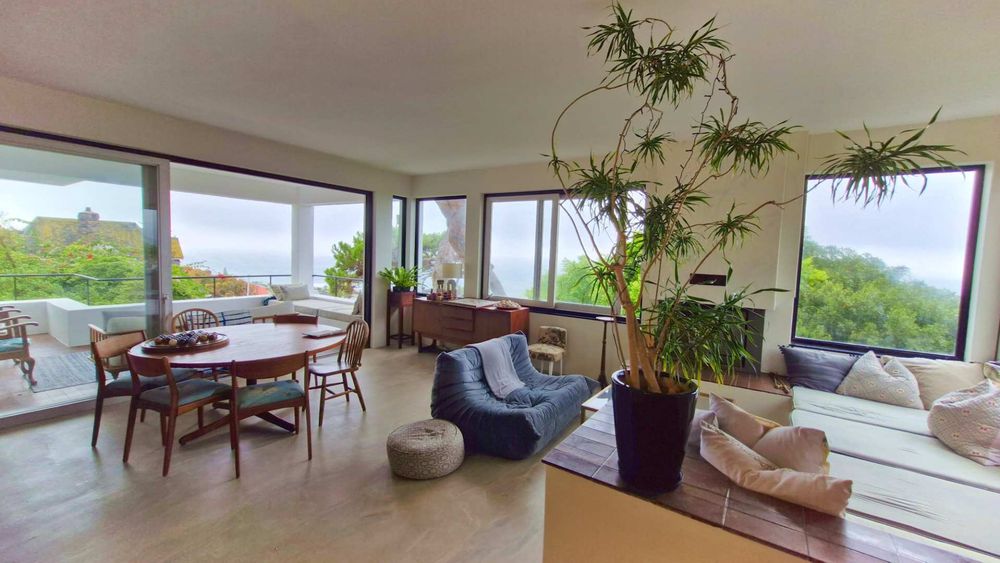 Open plan lounge and dining area