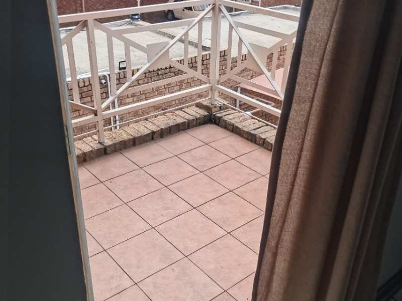 "Discover Easy Living with Prepaid Utilities—Rent Starts Oct 2025!" - Photo 10