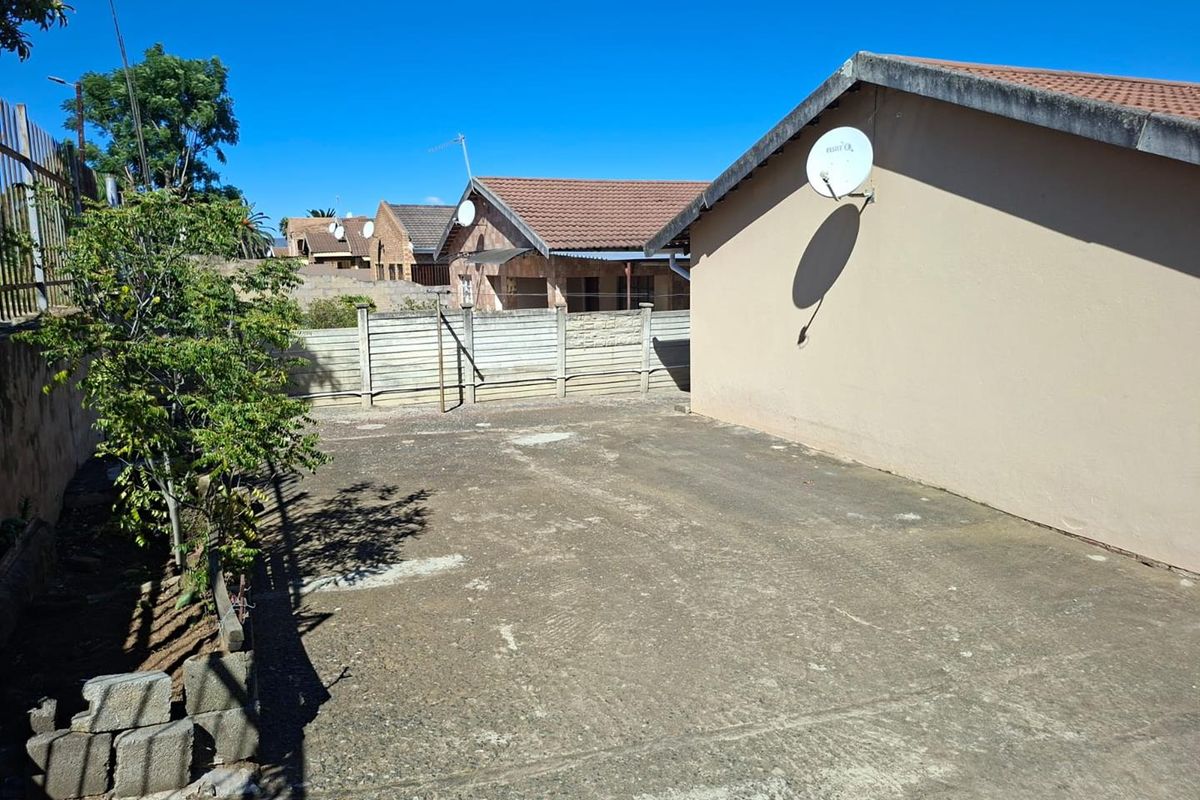 Affordable Family Home in Forderville, Estcourt - Photo 3