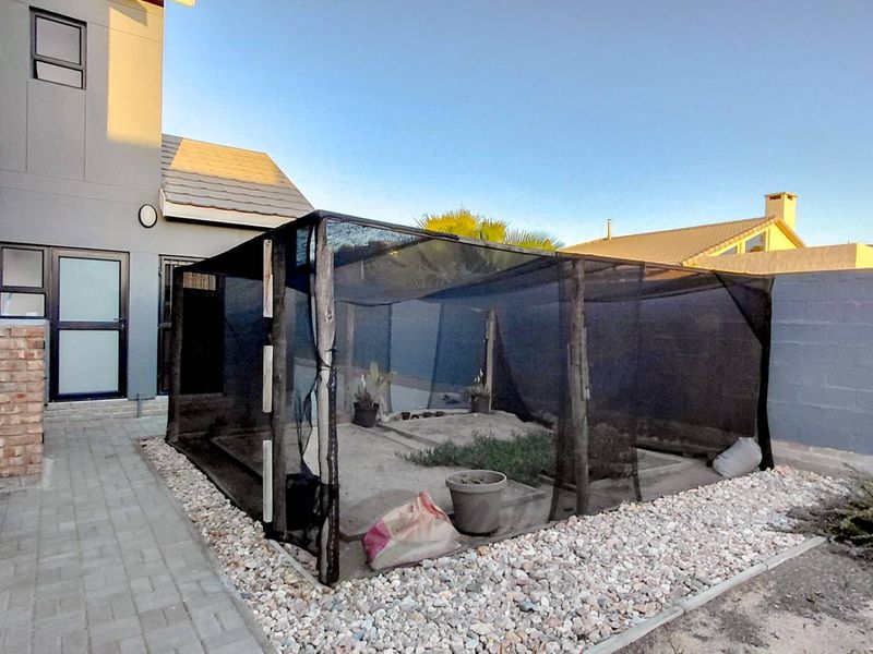 Beautiful Family Home For Sale in Kramersdorf, Swakopmund - Photo 5