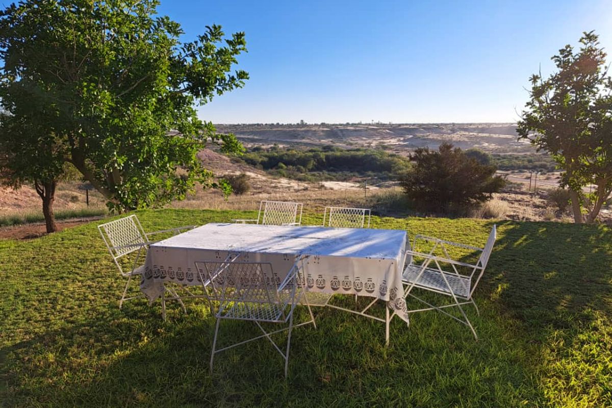 Guest House for Sale – Gochas, Hardap Region - Photo 4