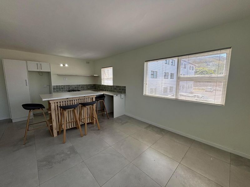 Newly Renovated 1-Bedroom Apartment With Mountain Views – Silver Oaks, Northcliff, Hermanus - Photo 5