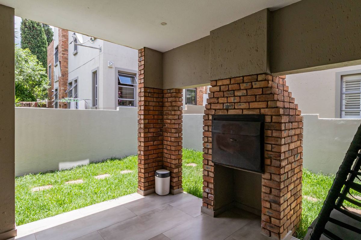 3 Bedroom Townhouse for sale in Meyersdal! - Photo 2