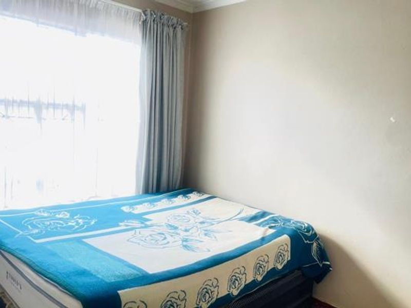 Spacious Rental Property with Flatlet in Goudrand Ext. 3, Rood - Photo 9